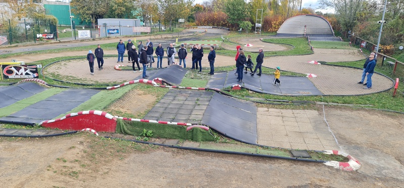 9visu sur la piste2.jpg